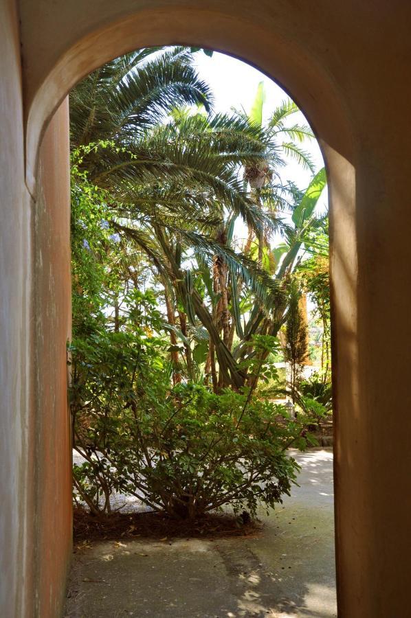Le Mànnare Case Vacanze di Metopa srl Piano Conte Extérieur photo