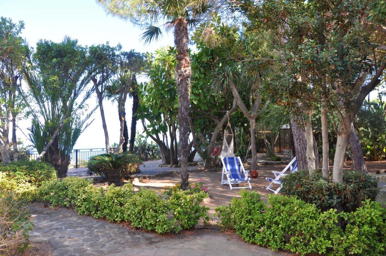 Le Mànnare Case Vacanze di Metopa srl Piano Conte Extérieur photo