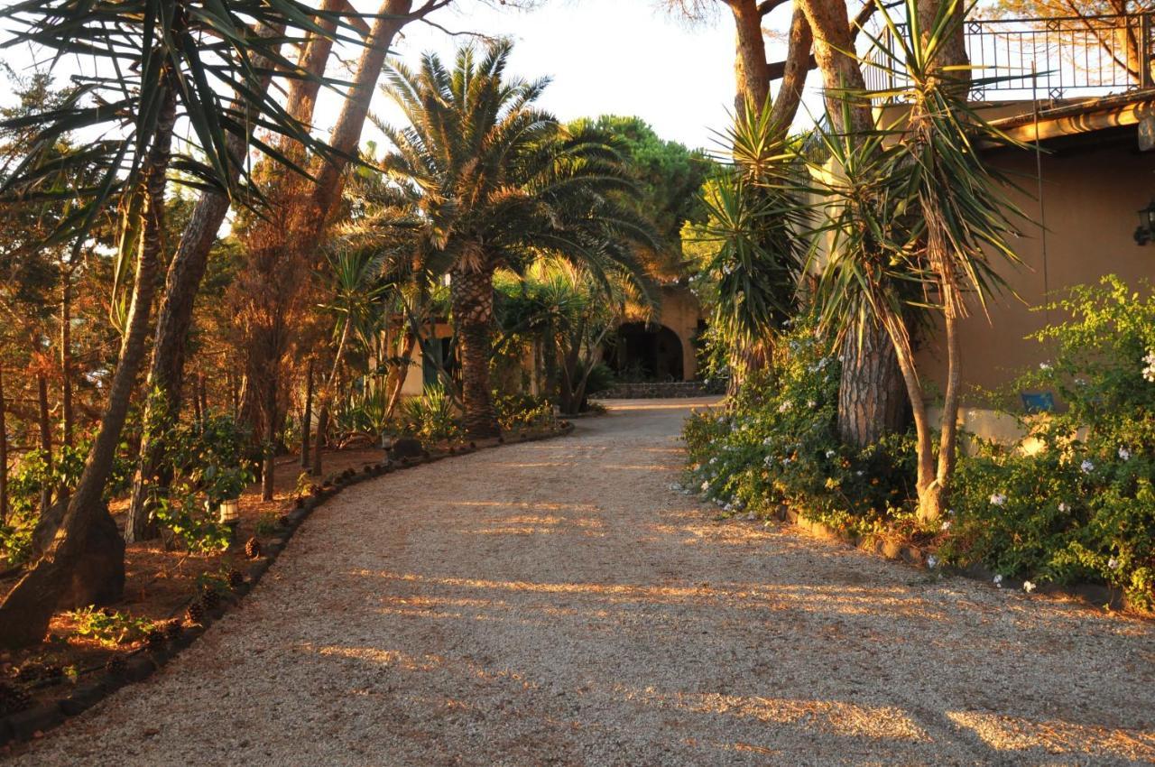Le Mànnare Case Vacanze di Metopa srl Piano Conte Extérieur photo