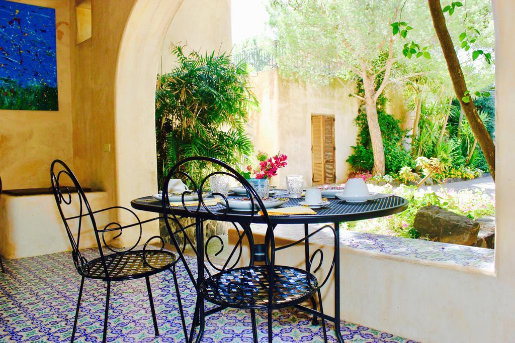 Le Mànnare Case Vacanze di Metopa srl Piano Conte Extérieur photo