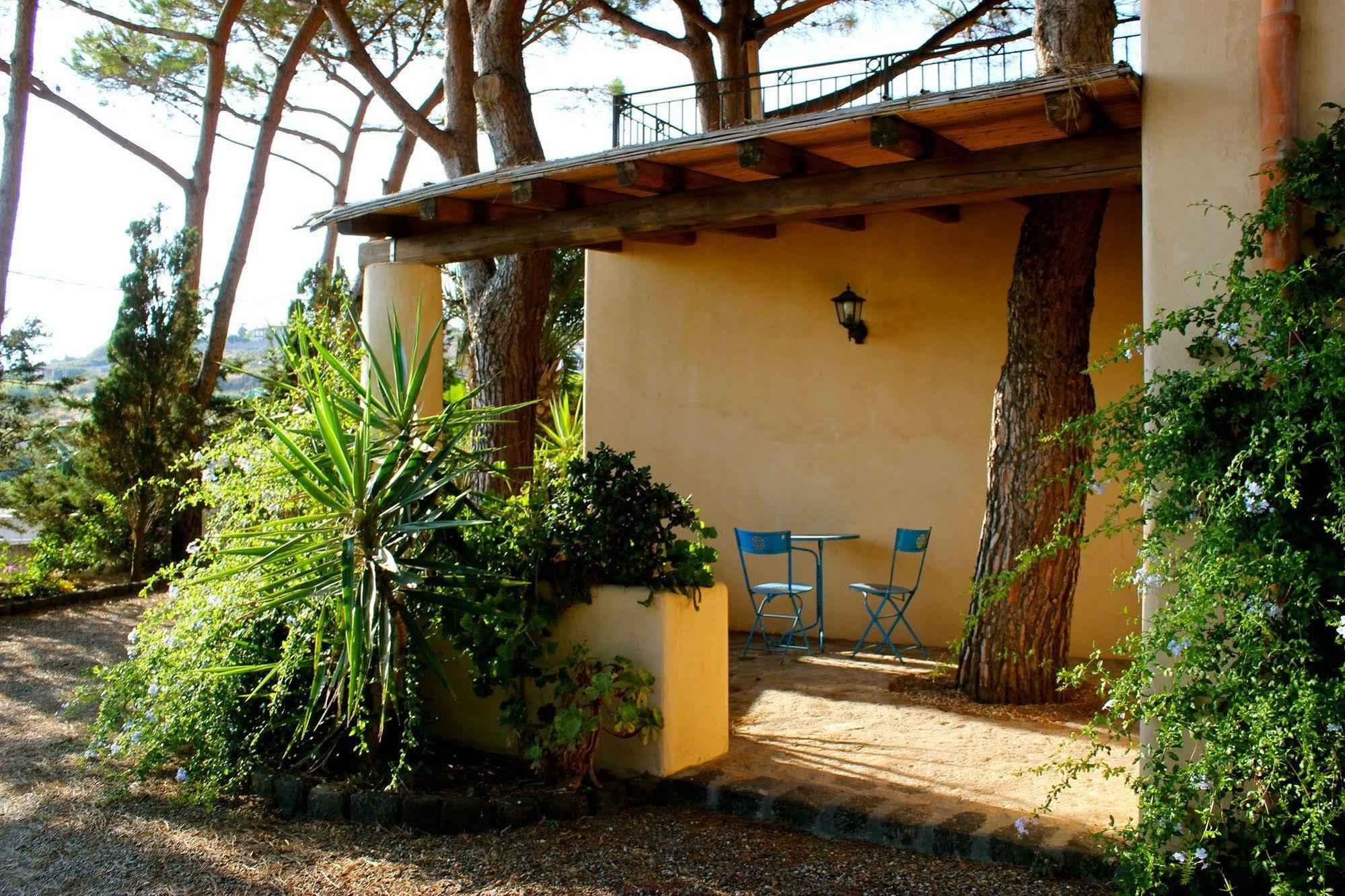 Le Mànnare Case Vacanze di Metopa srl Piano Conte Extérieur photo